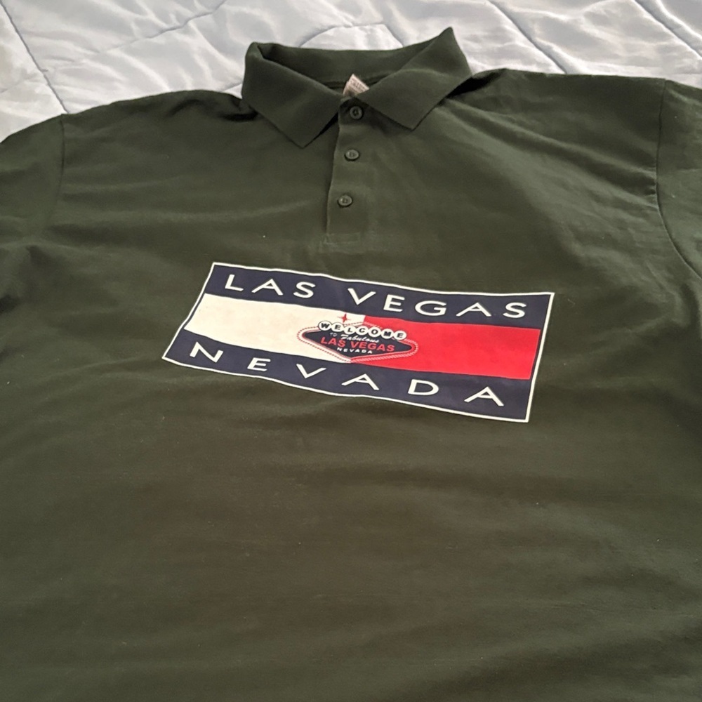 Gildan Dark Green Polo with Las Vegas Nevada Design